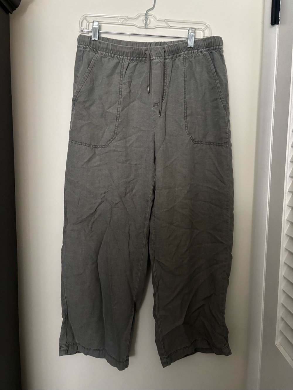 Splendid Olive Gray Drawstring Jogger Pants